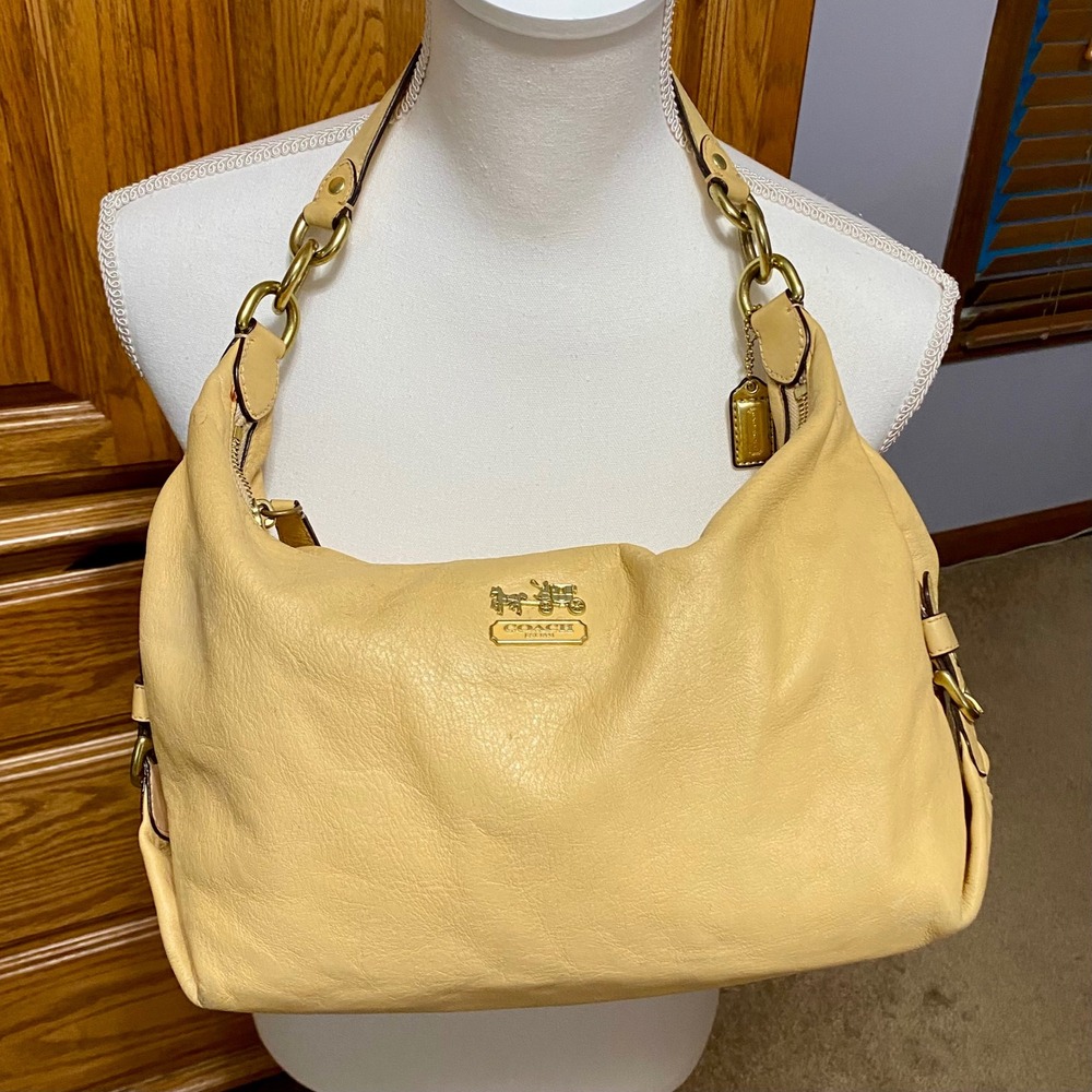 Coach Madison Hailey Yellow Leather Hobo Bag Shoulder Purse Handbag 14304
